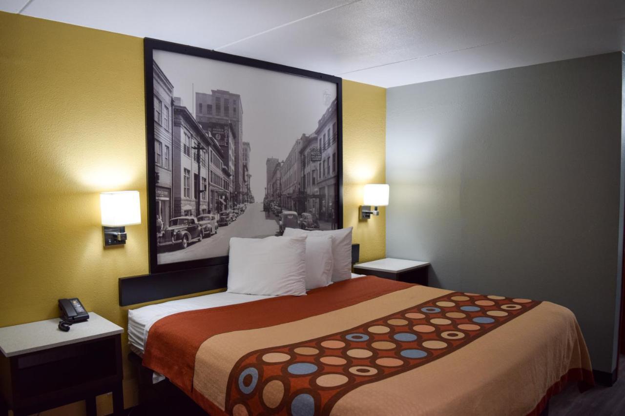 Super 8 Downtown Raleigh Exterior foto